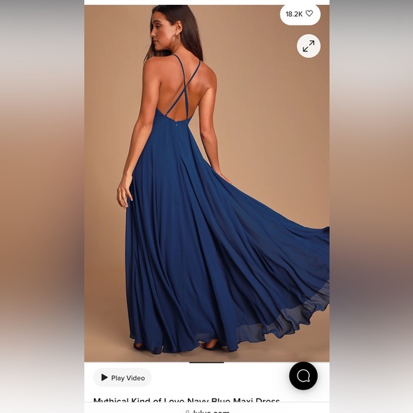 Elegant Green Halter Maxi Dress - Picture 2 of 5